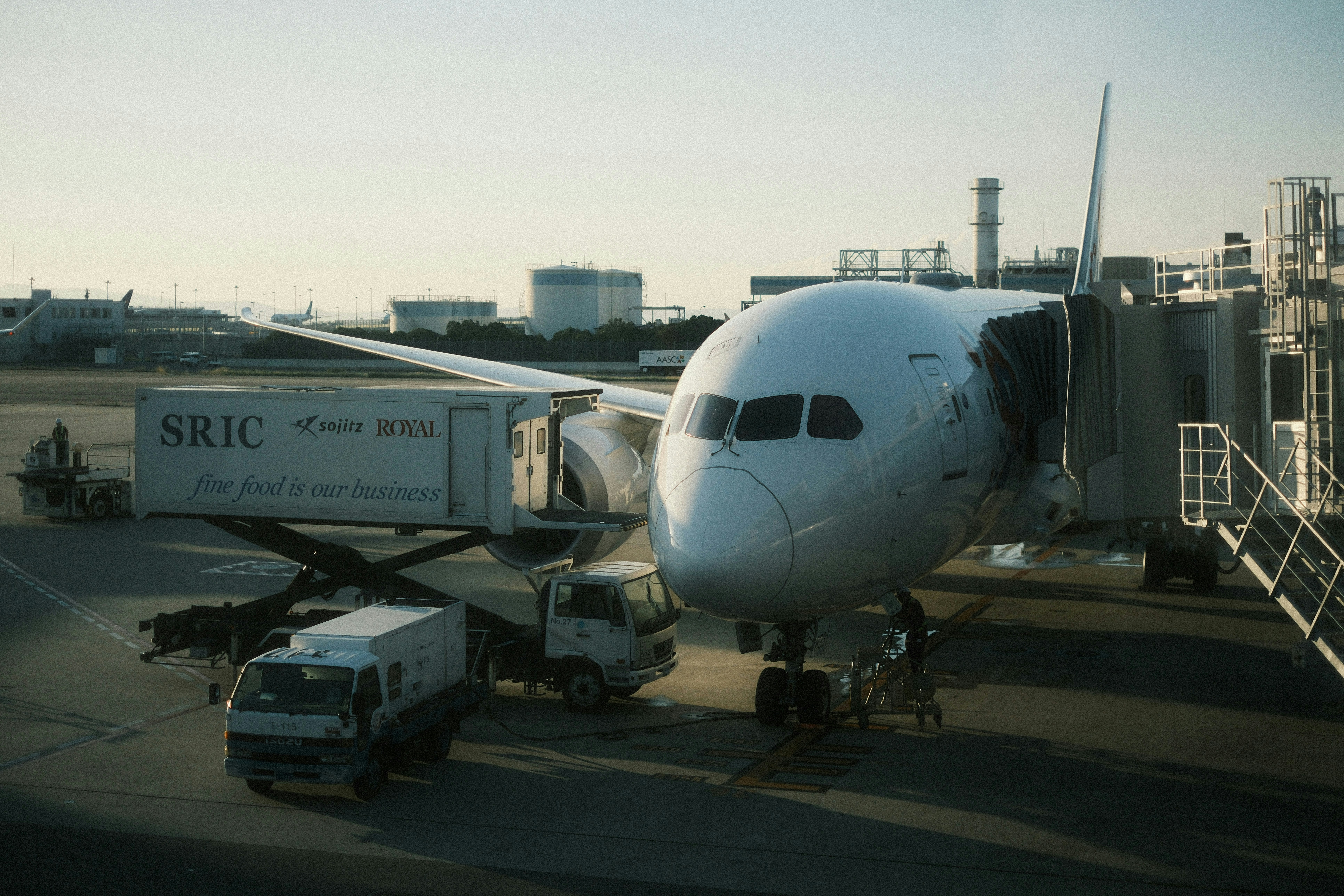 Aircraft Cargo Acquisition